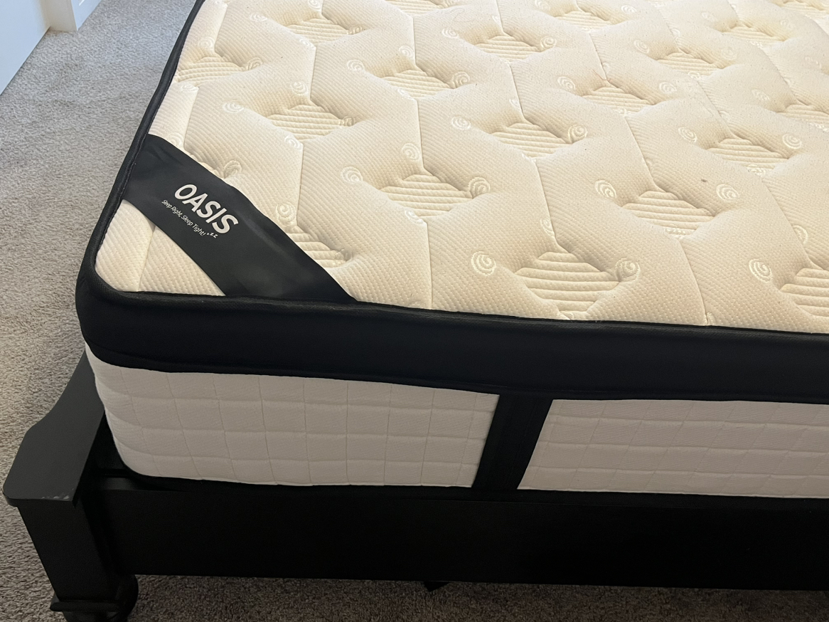 King Size bed with 1 side table and mattress - photo 3