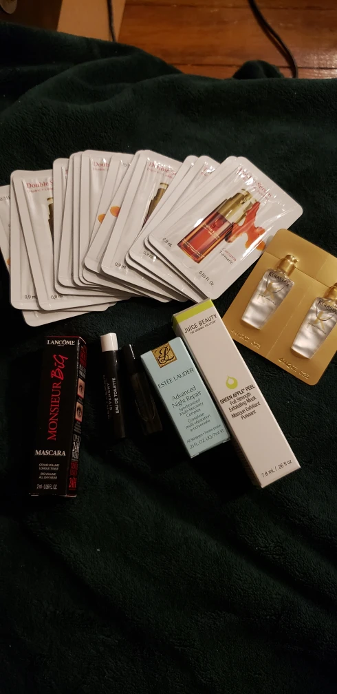 makeup, skin care and perfume samples from sephora thumbnail