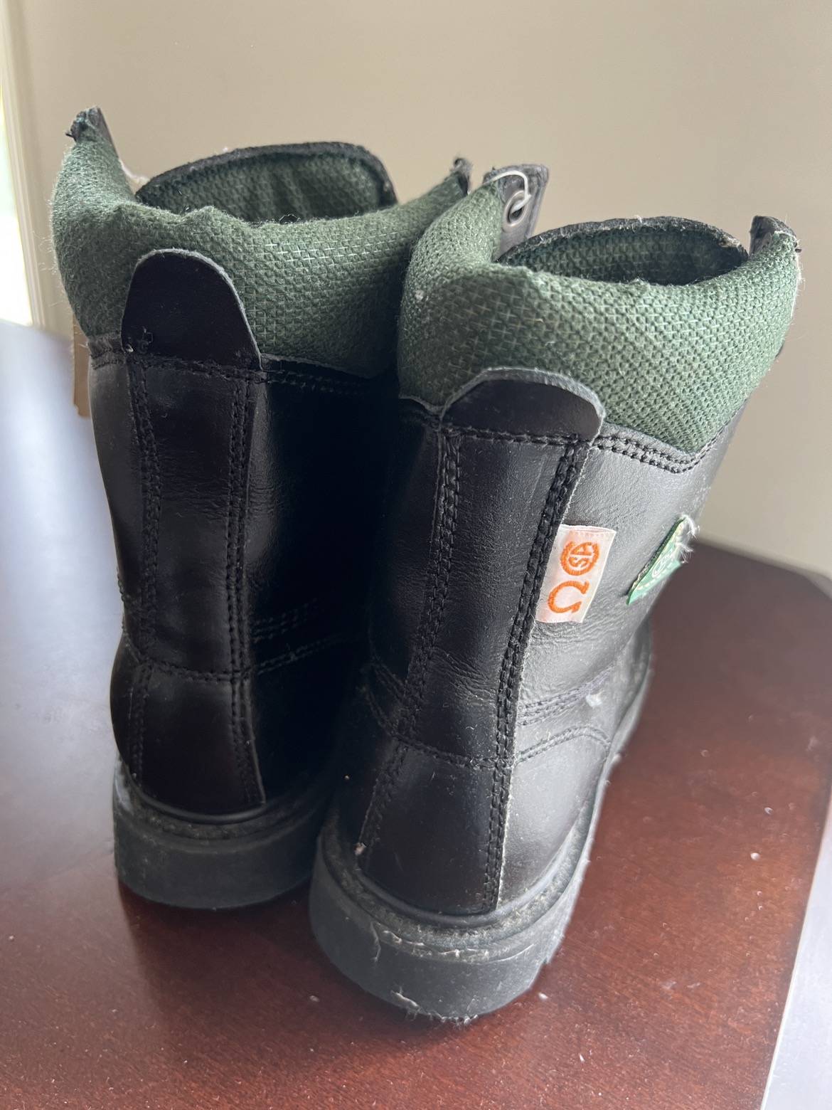 Steel Toe Boots - New Size 8 image indicator(5)