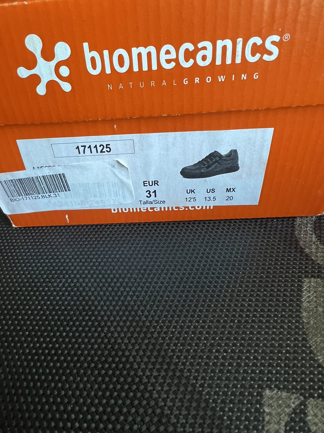 Brand new girls shoes image indicator(3)