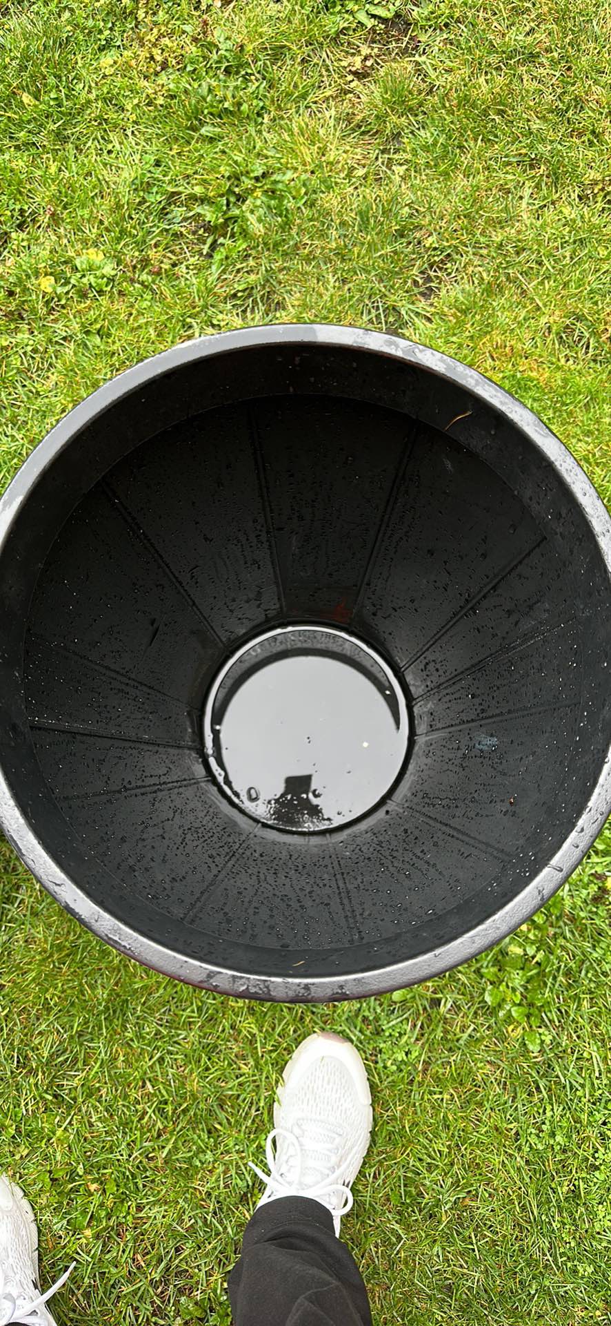 Five garden pots - photo 4
