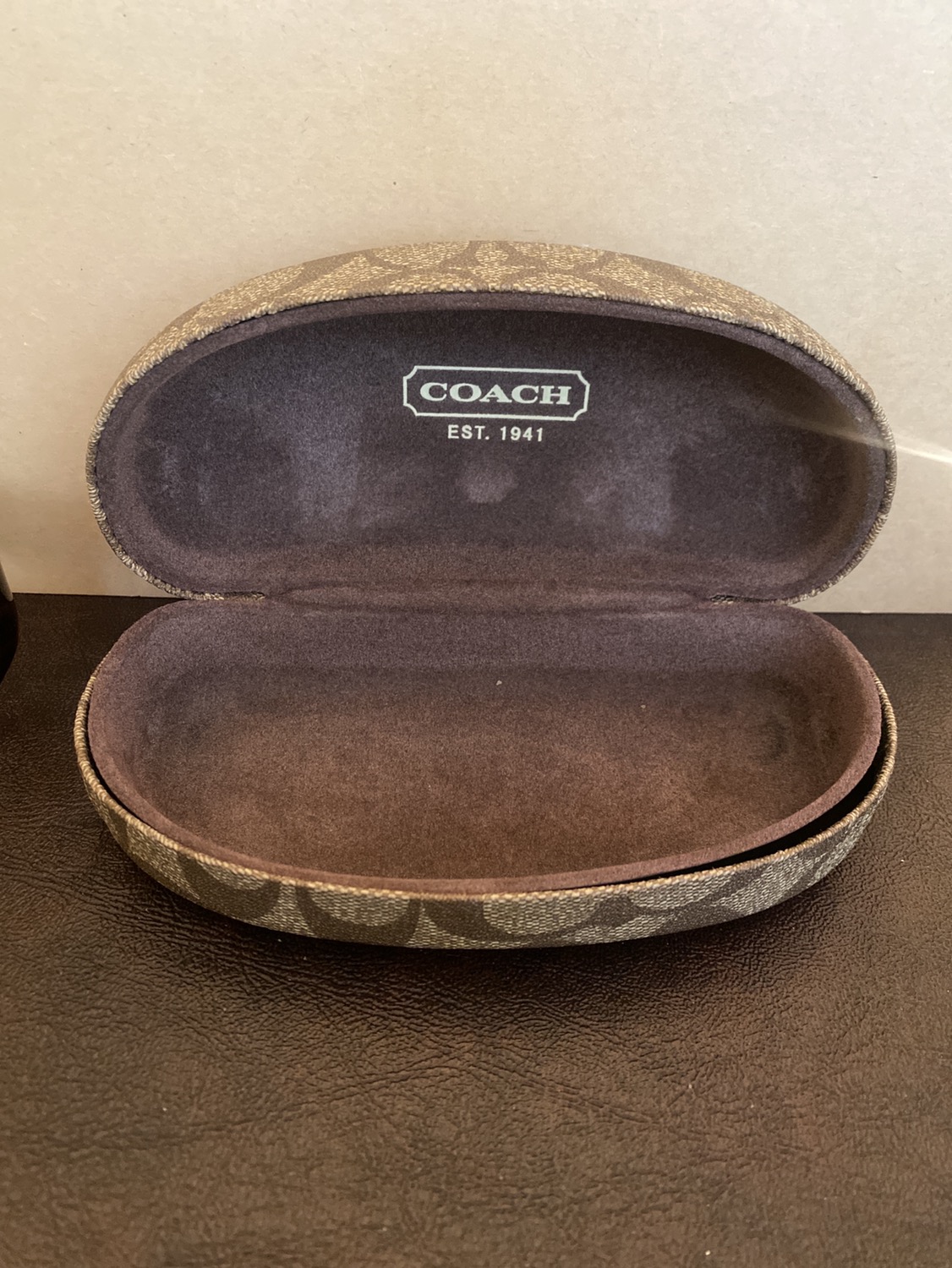 Coach S446 tortoise rhinestone sunglasses and case - photo 2