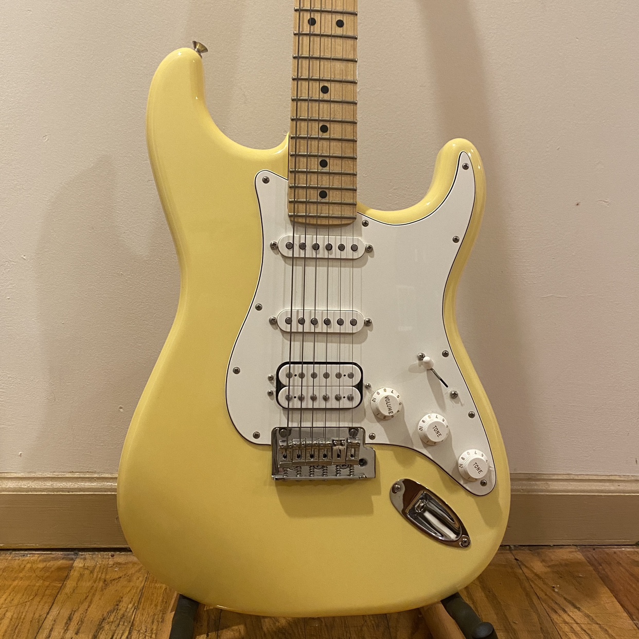 Electric Guitar (Fender Player Stratocaster hss)