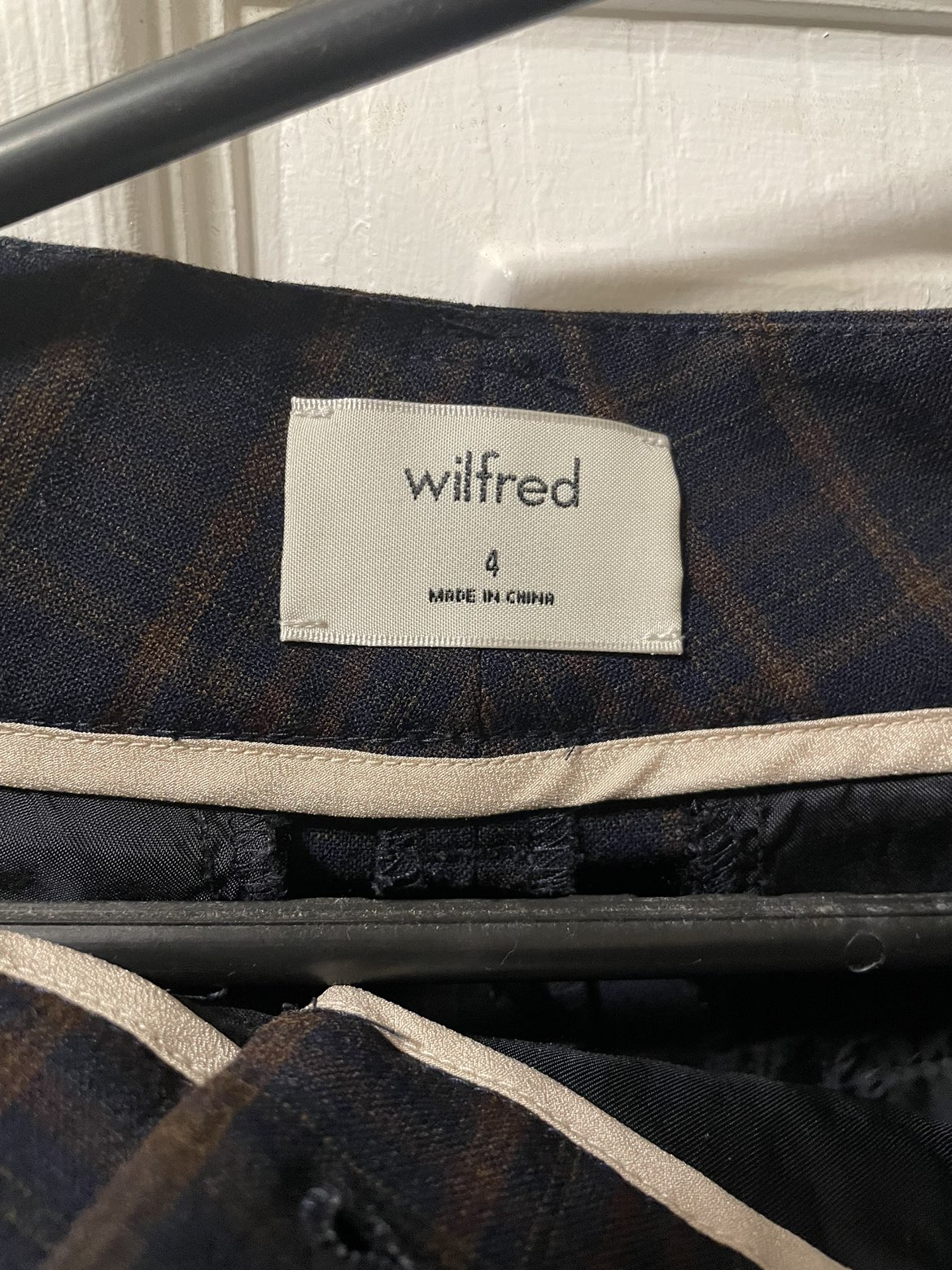 Wilfred Chambery pants Size 4 🦃 image indicator(2)