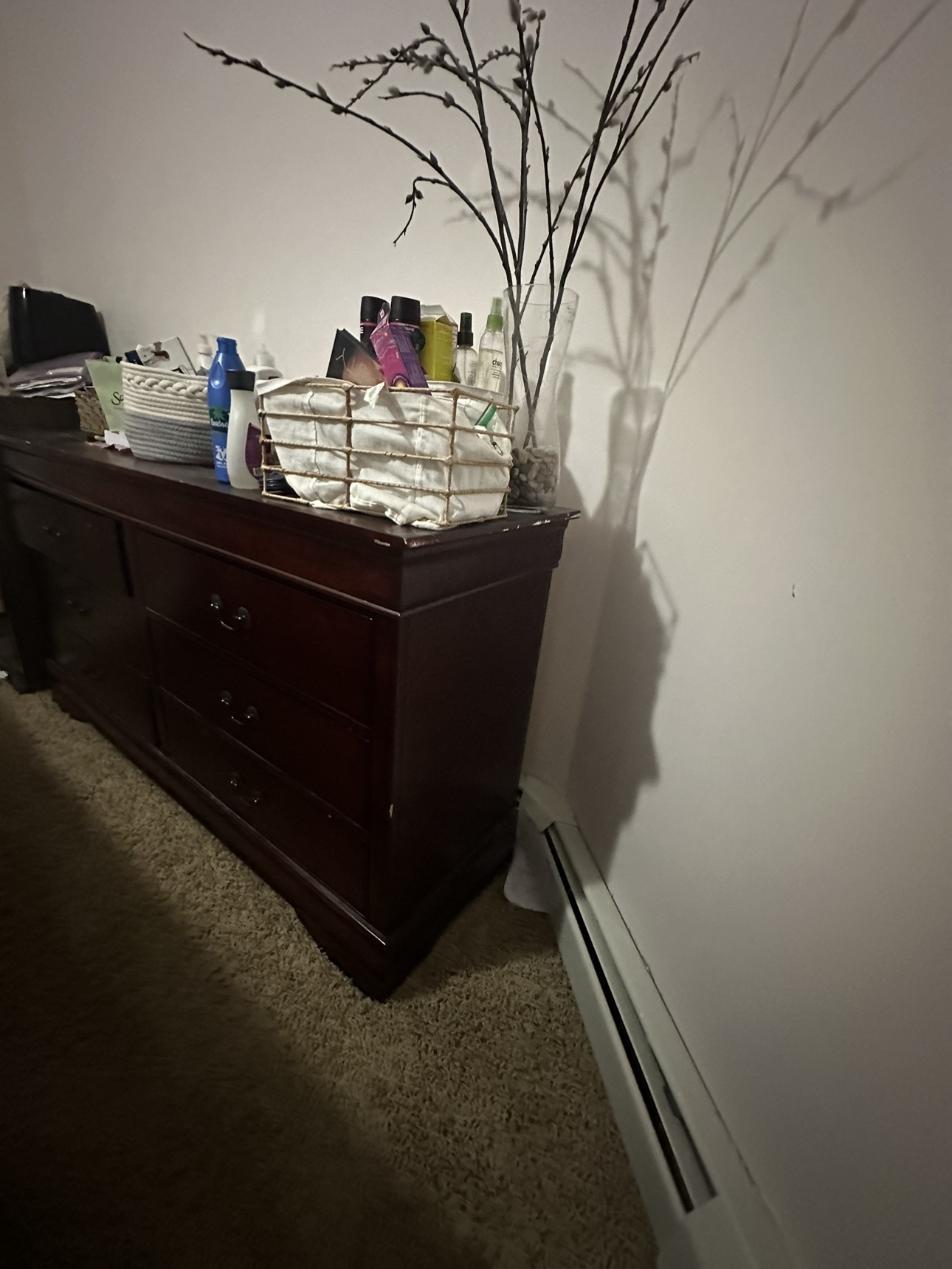 Solid 6 drawer dresser - photo 2