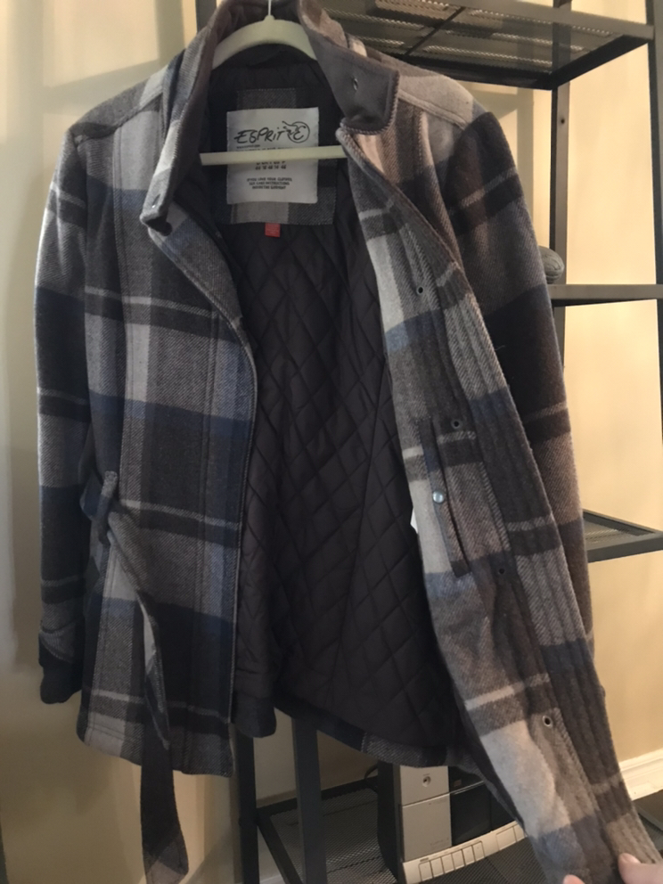 Esprit Fall/ Winter jacket image indicator(2)