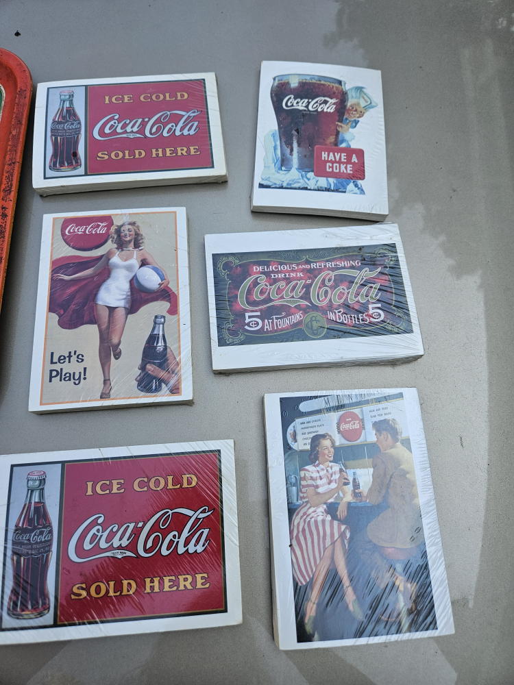 Coca-Cola post cards vintage image indicator(3)