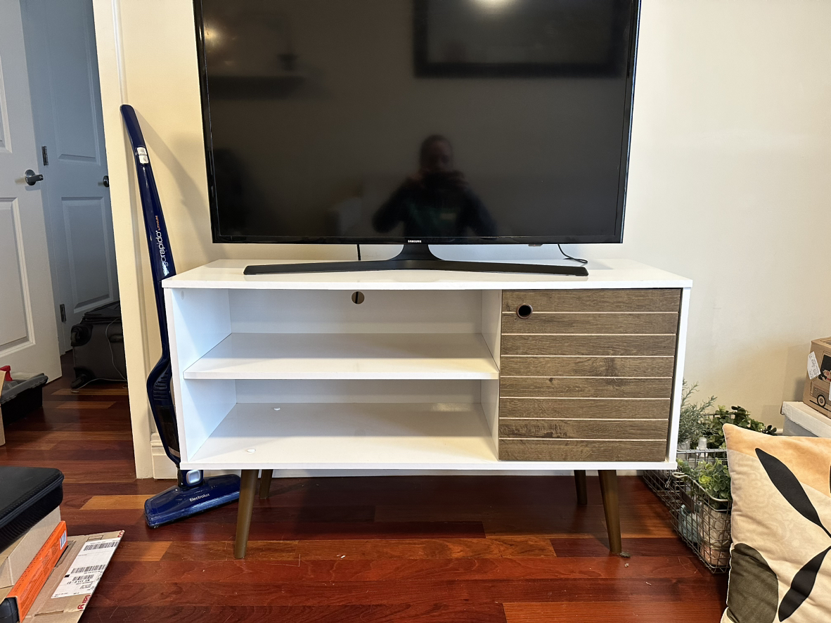 Mid-Century Modern TV Stand - photo 2