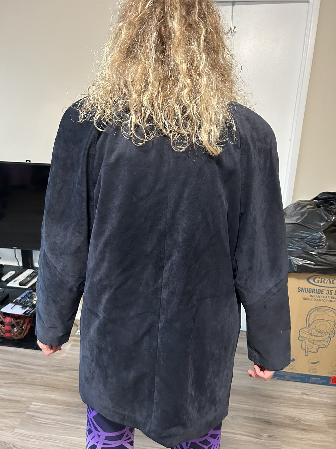 Danier 2 piece set suede jacket with dress - photo 2