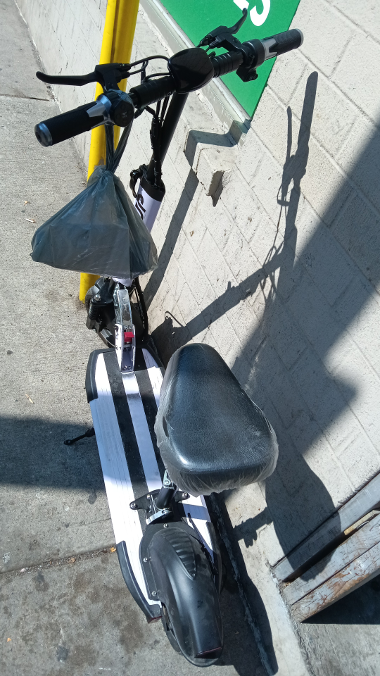 E SCOOTER WITH SEAT - photo 4