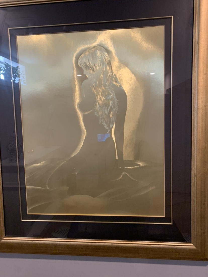 #freecycle gold picture of woman