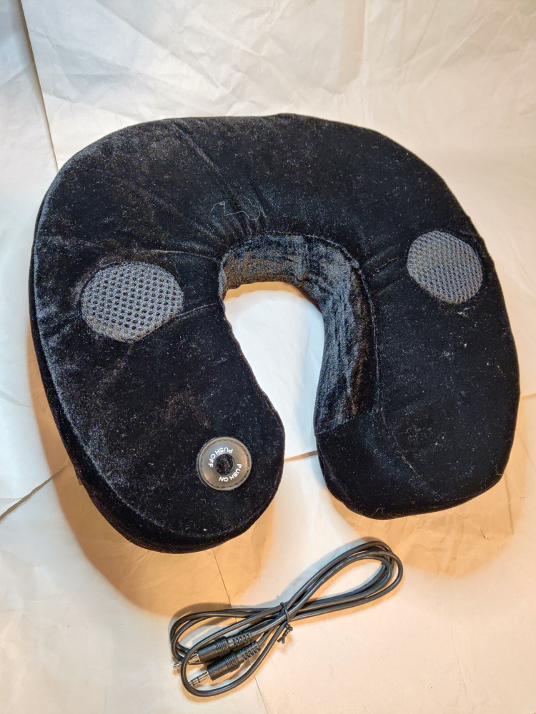 Memory Foam Neck Pillow image indicator(3)