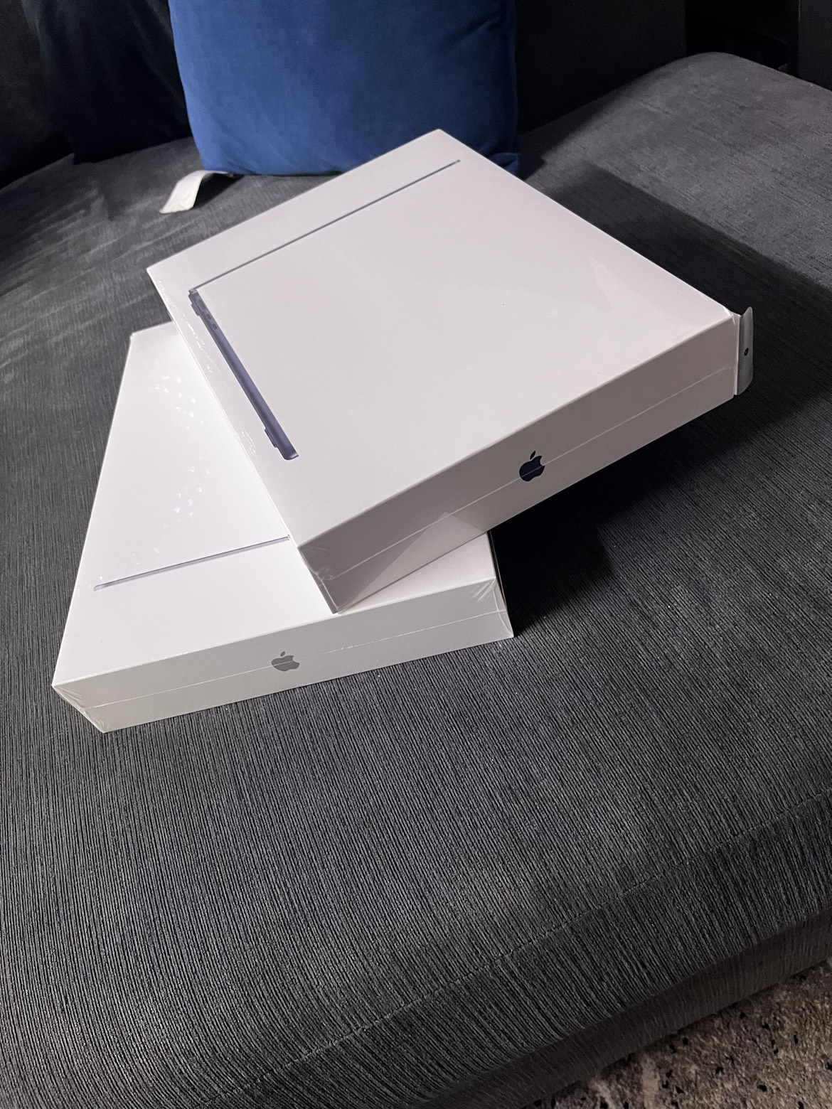 2 new MacBook Air - photo 3