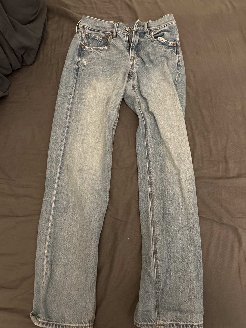 American Eagle Size 2 Jeans thumbnail
