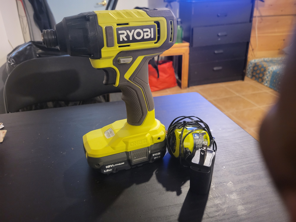 Ryobi drill - photo 2
