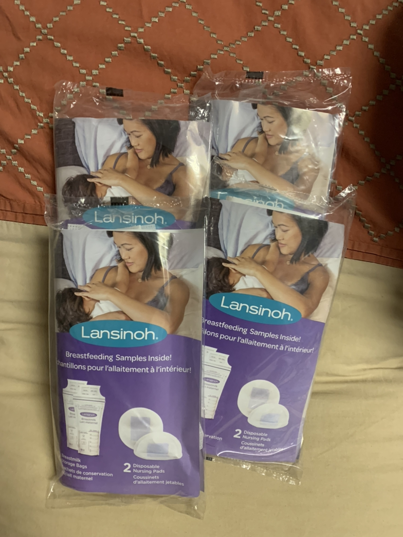 FREE LANSINOH NURSING PADS AND BREASTMILK BAGS thumbnail