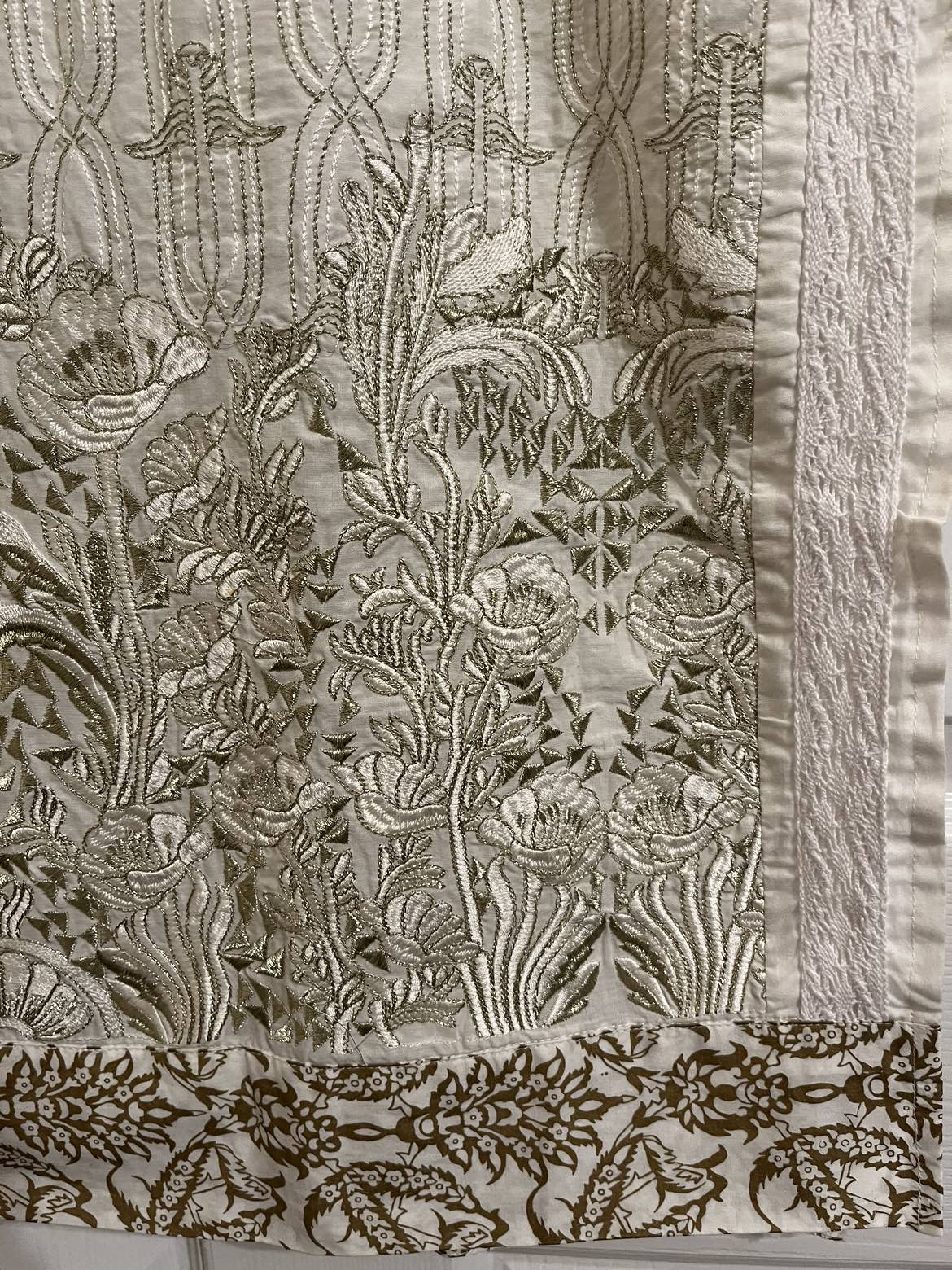 White salwar kamees image indicator(3)