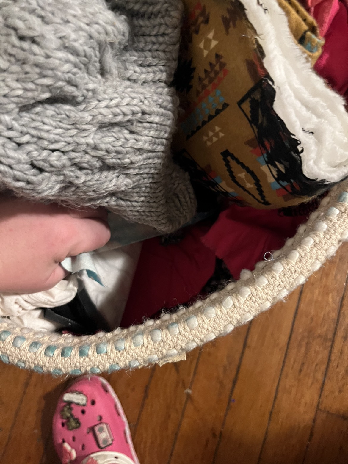 Sewing fabric image indicator(3)