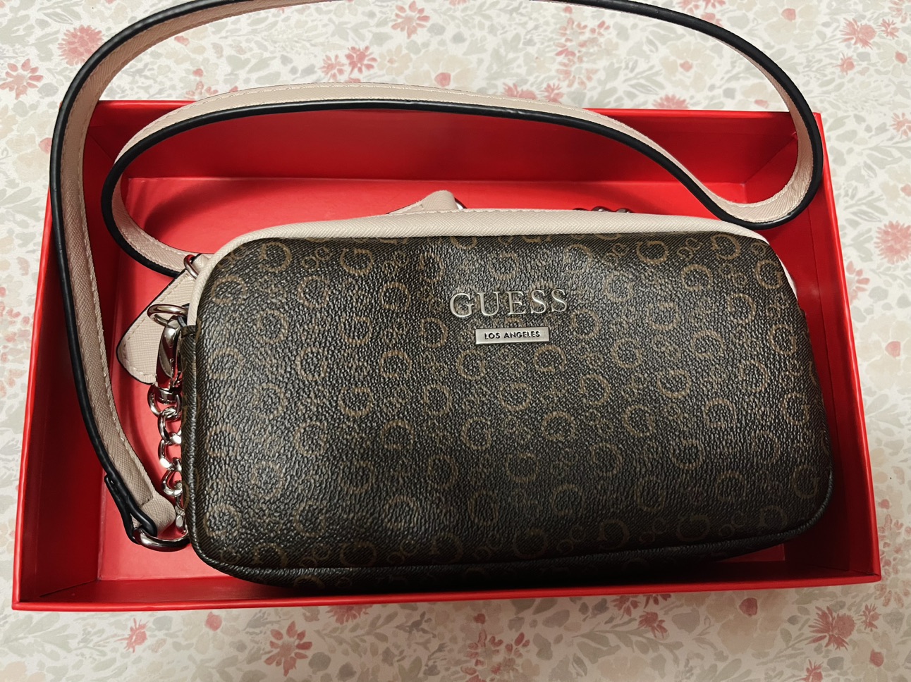 Guess Mini-Sling bag thumbnail