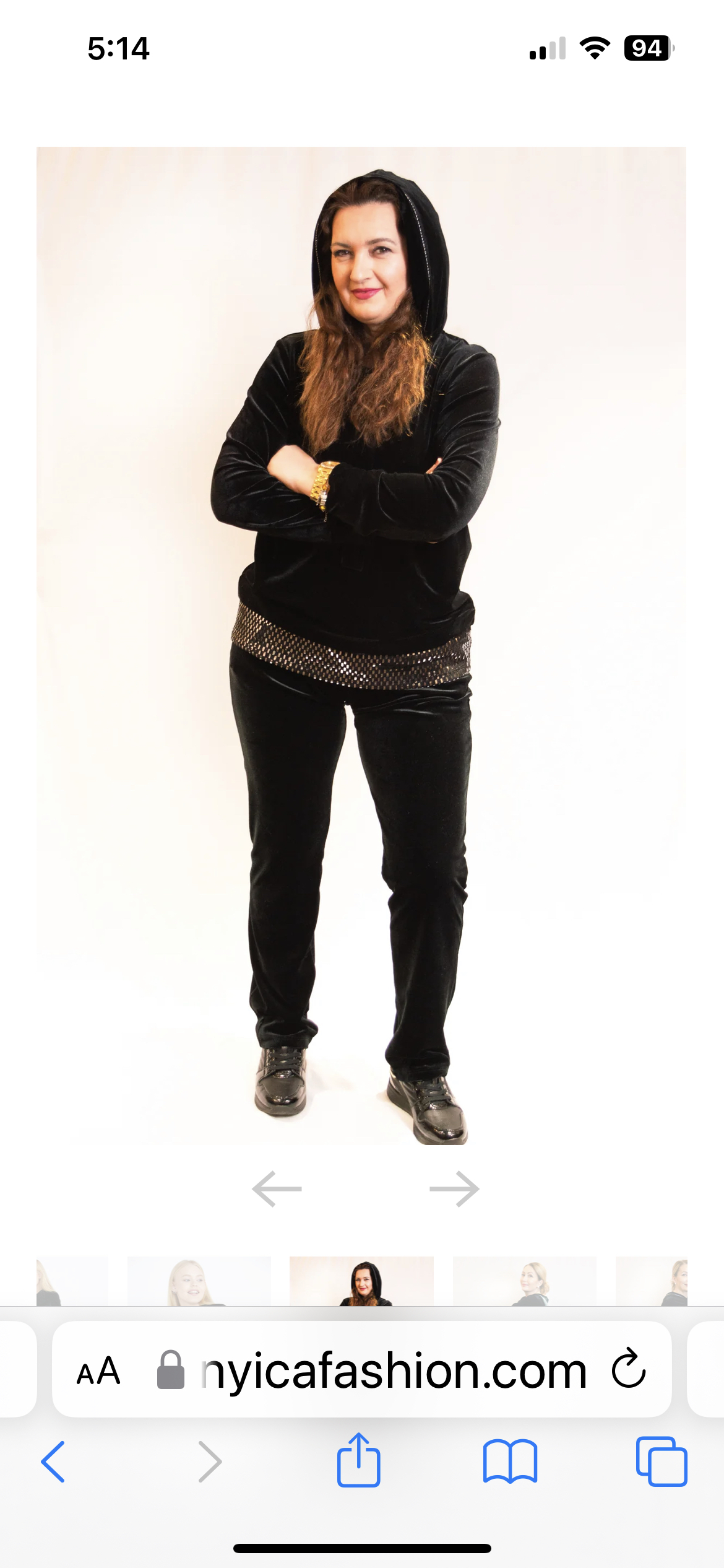 Luxury velvet, two piece set- leisure wear image indicator(3)