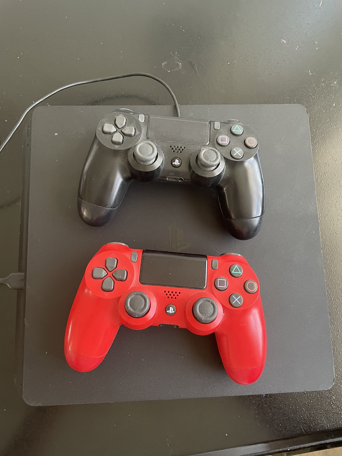 Playstation 4/PS4 with 2 Controllers - photo 4