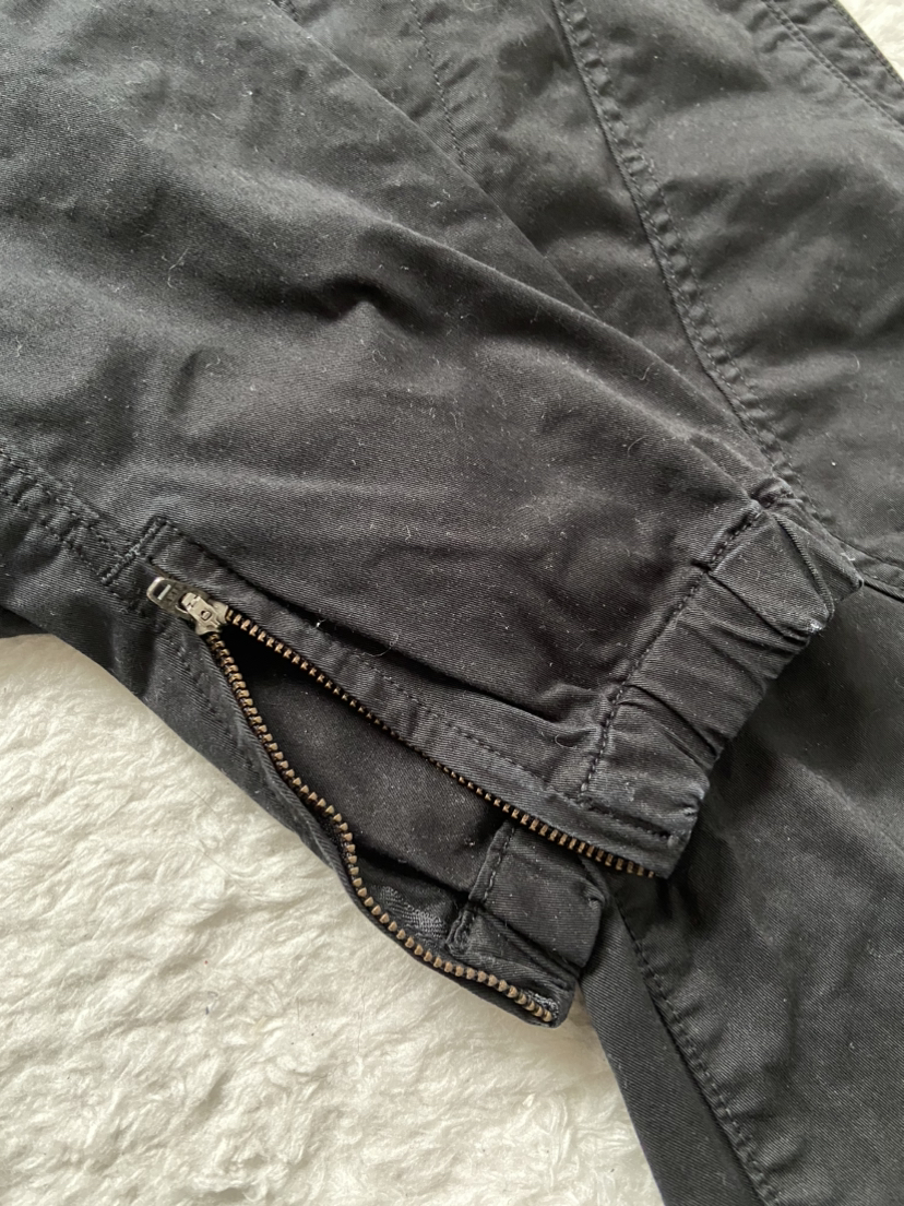 Vince black twill pants 26” waist image indicator(5)