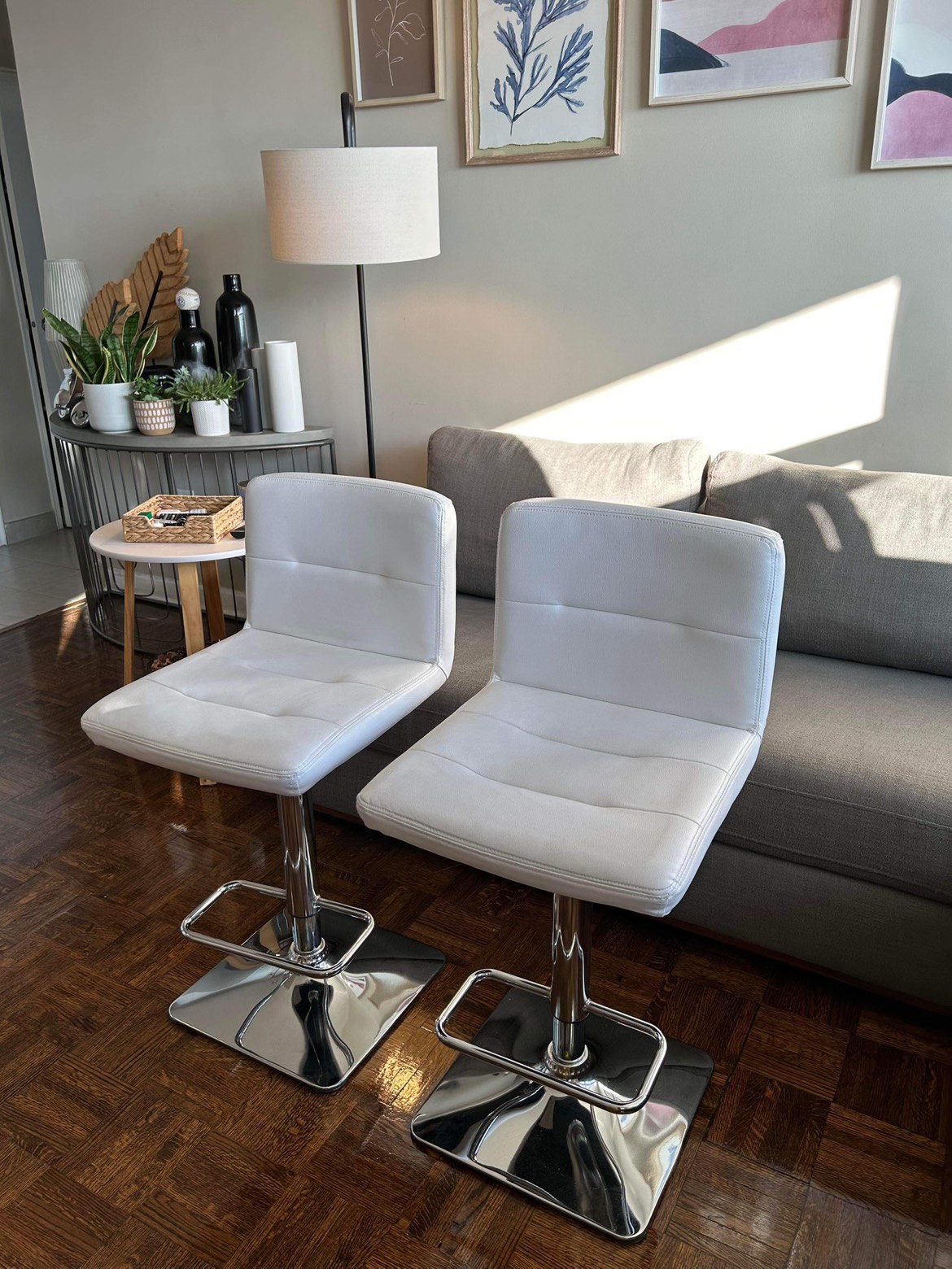 adjustable bar stools 4 available