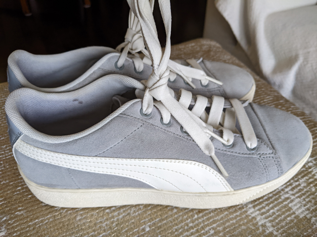 Puma Sneakers #freecycle image indicator(4)