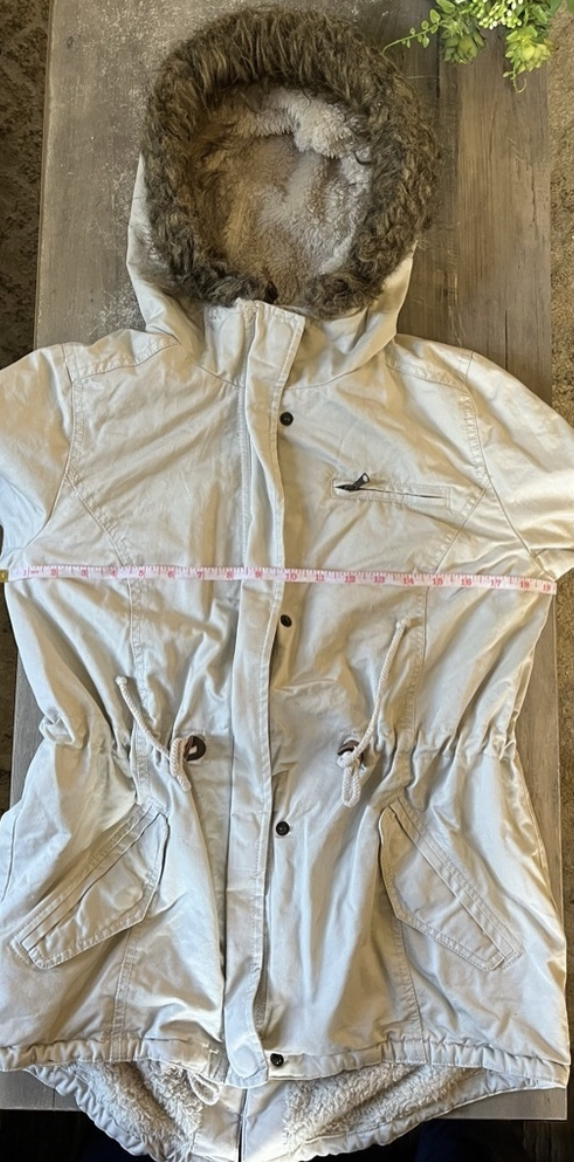 H&M Parka coat jacket with faux fur Large sz 10 image indicator(4)