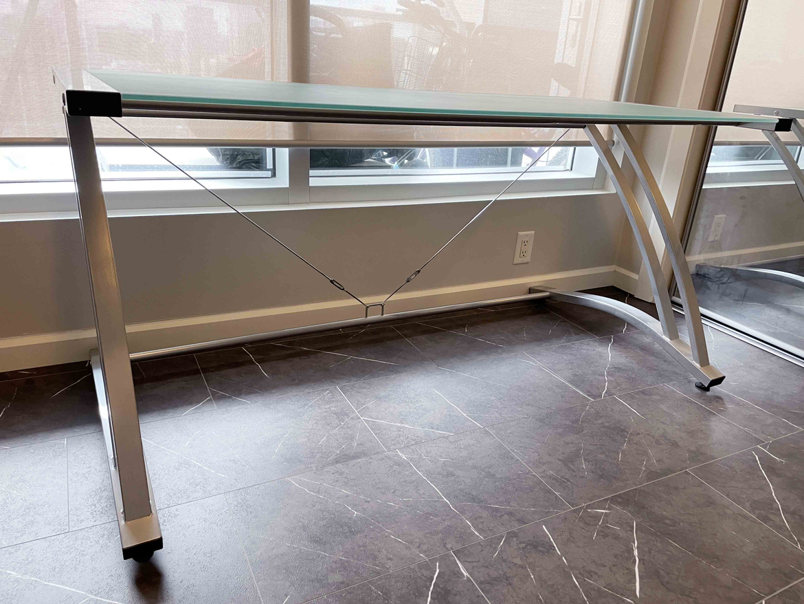 Glass desk - photo 2