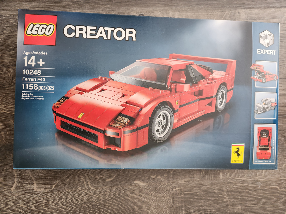 Lego Ferrari F40 10248 BNIB