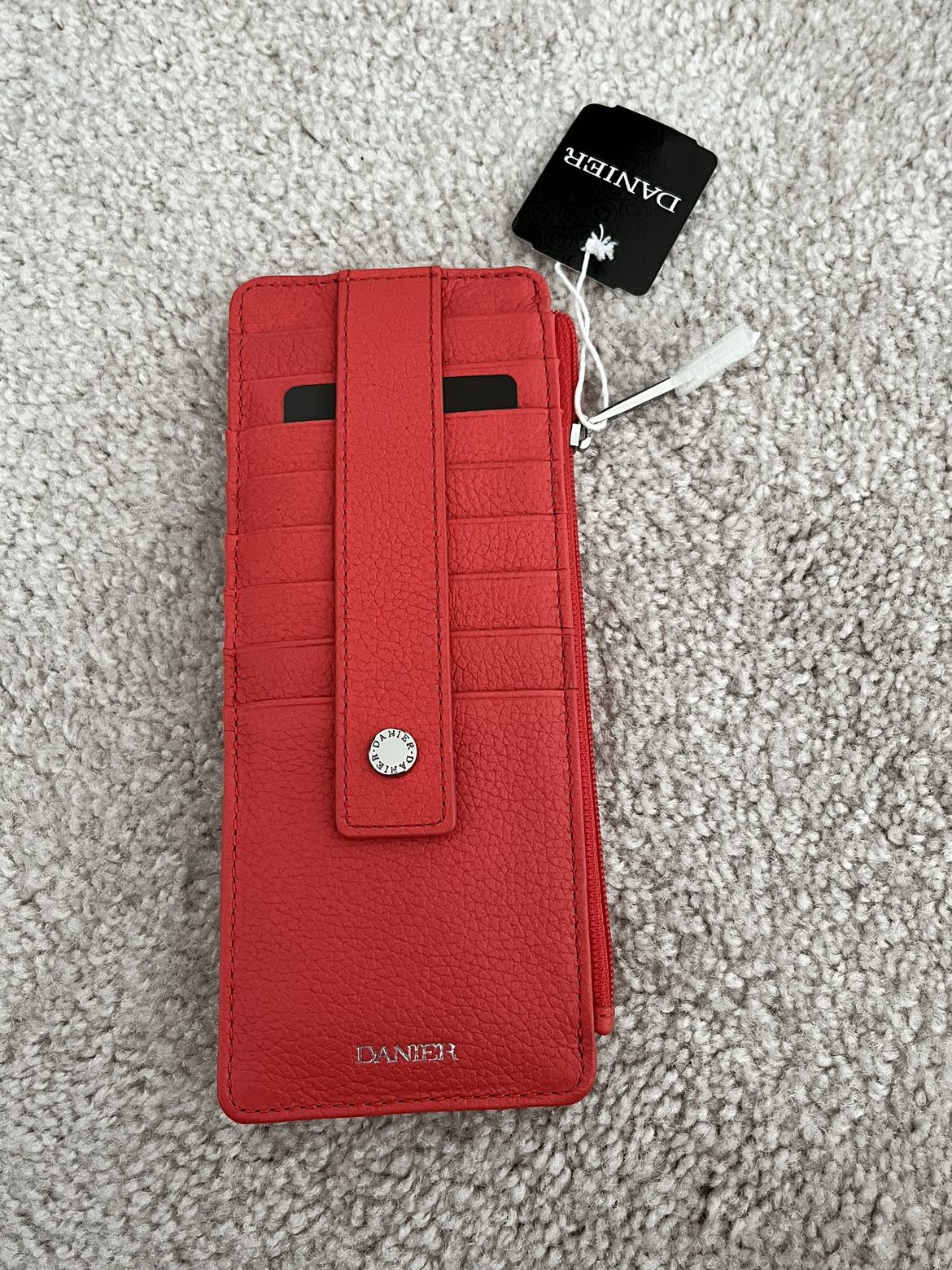 BNWT Danier Red Card Wallet image indicator(4)