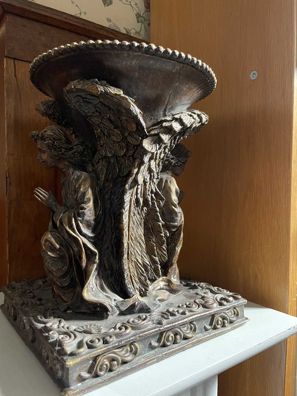 Candle stand with angels image indicator(3)