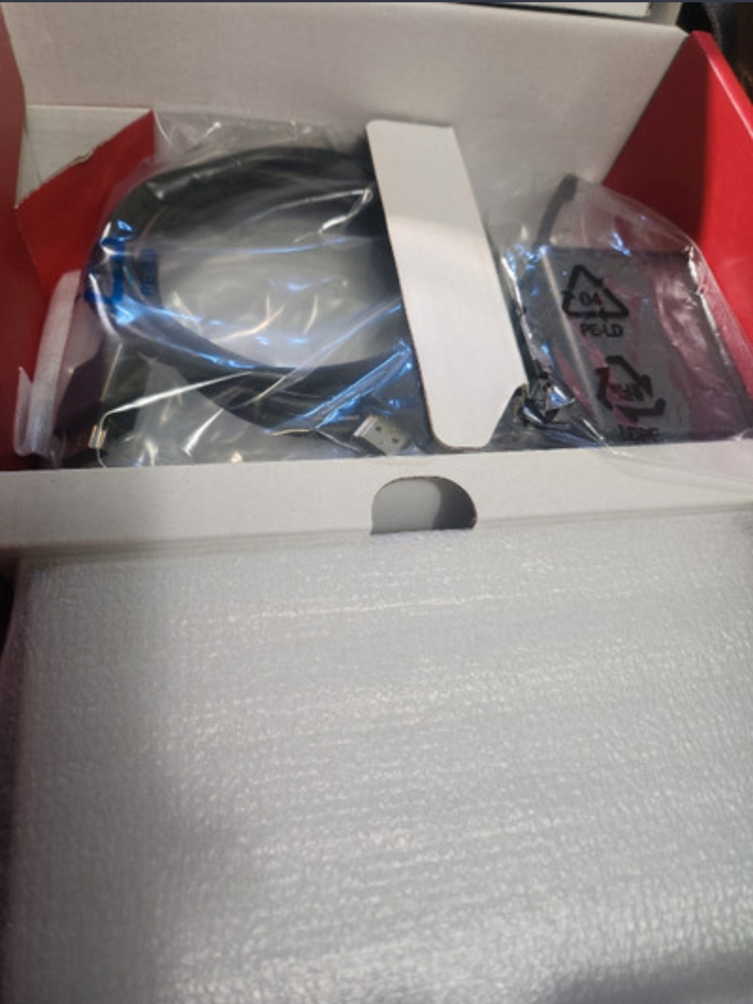 BRAND NEW open box oled switch with screen protector - photo 2