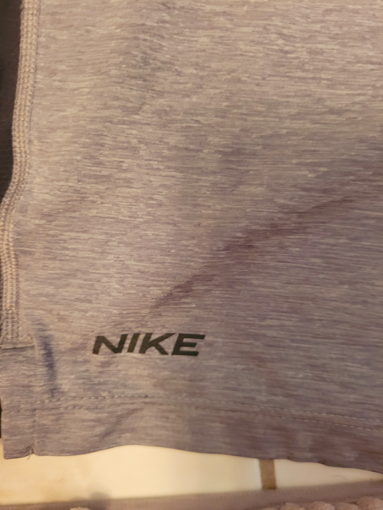 MENS MEDIUM NIKE DRI-FIT SLEEVLESS SHRIT - photo 2