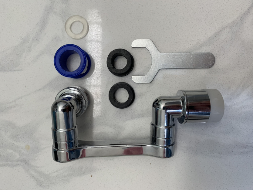 Adjustable faucet 1080 degrees thumbnail