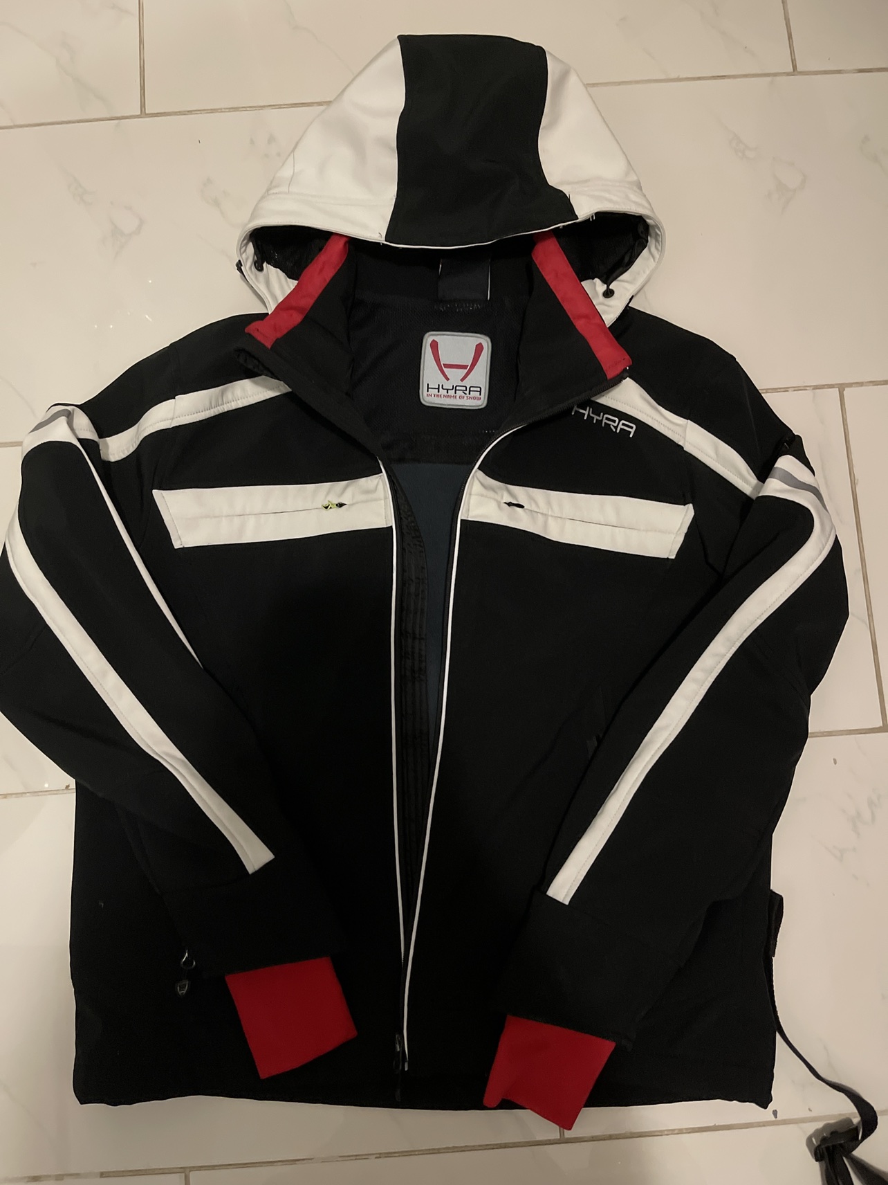 Hyra ski jacket thumbnail