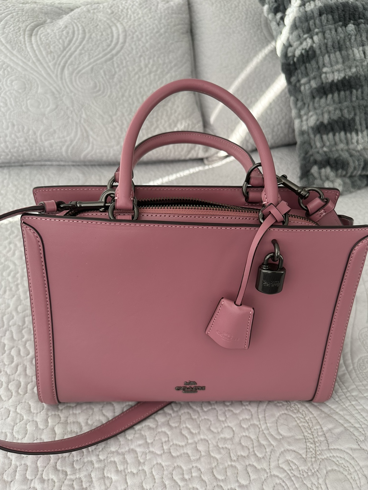 Medium size Carryall leather bag - photo 3