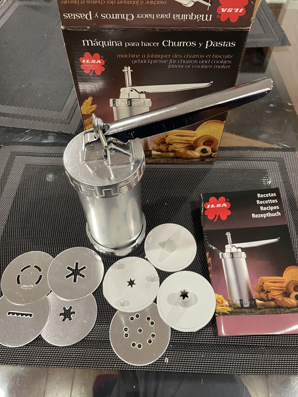 Churro maker ❄️ image indicator(3)