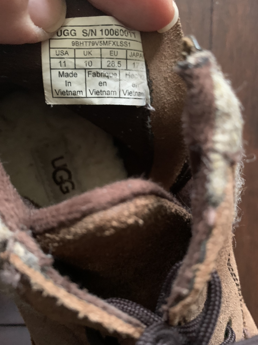 **UGG** shoes for Sale ( Kids) image indicator(2)