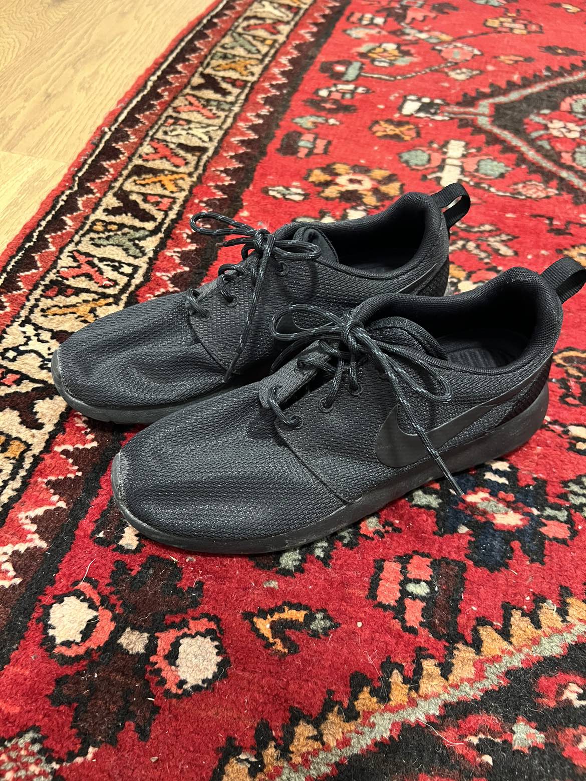 Nike Runners (all black)
