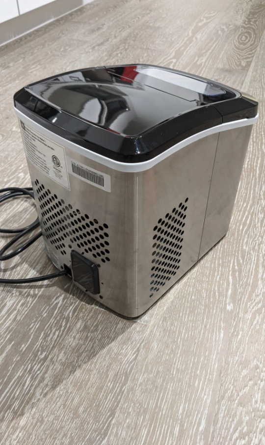 Countertop Portable lgloo lce Maker Machine - photo 2