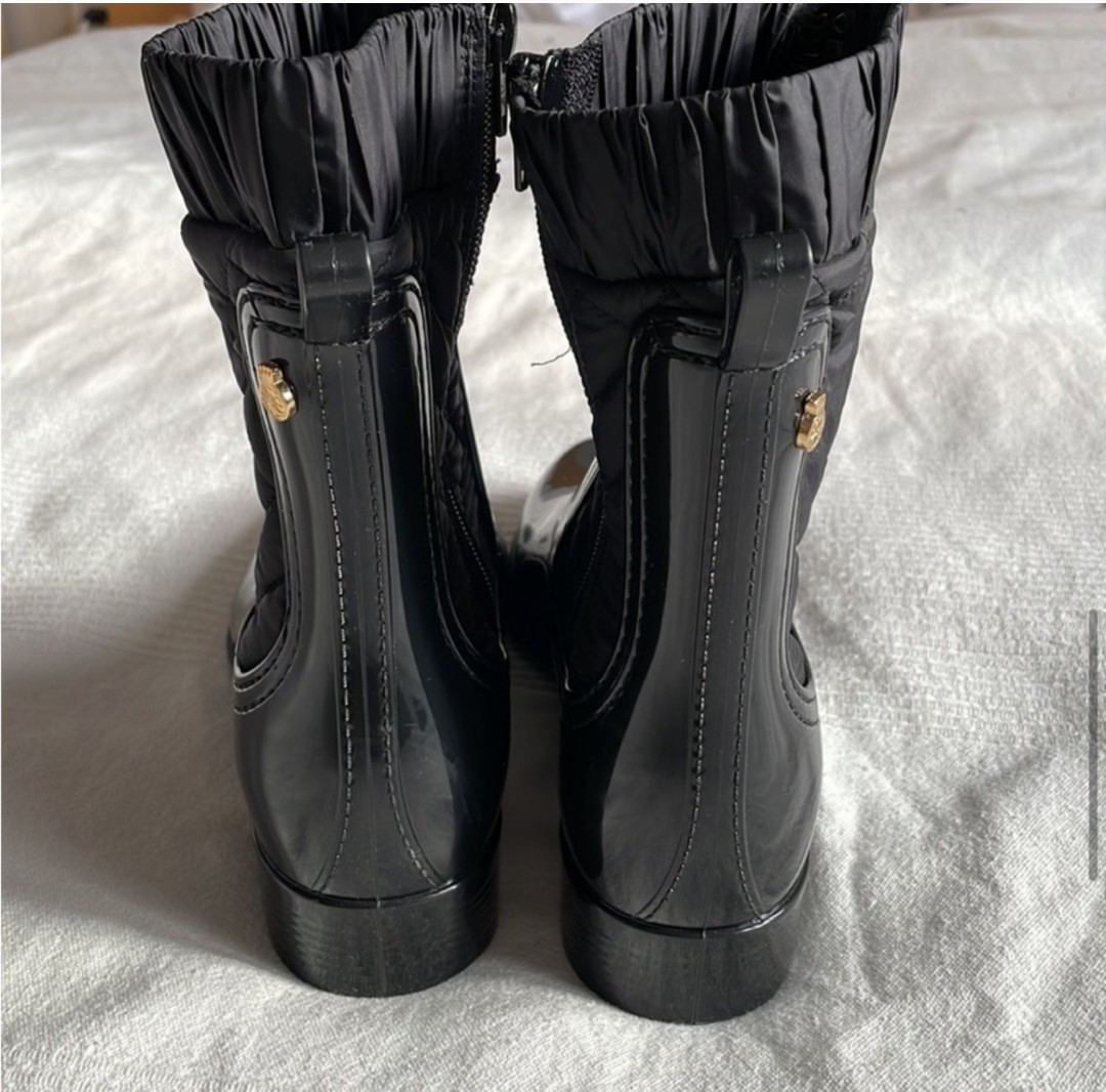 rain boots - photo 3