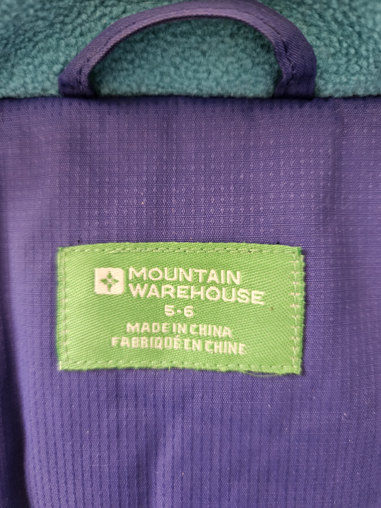 EUC Girls Size 5/6 Winter Jacket - photo 2