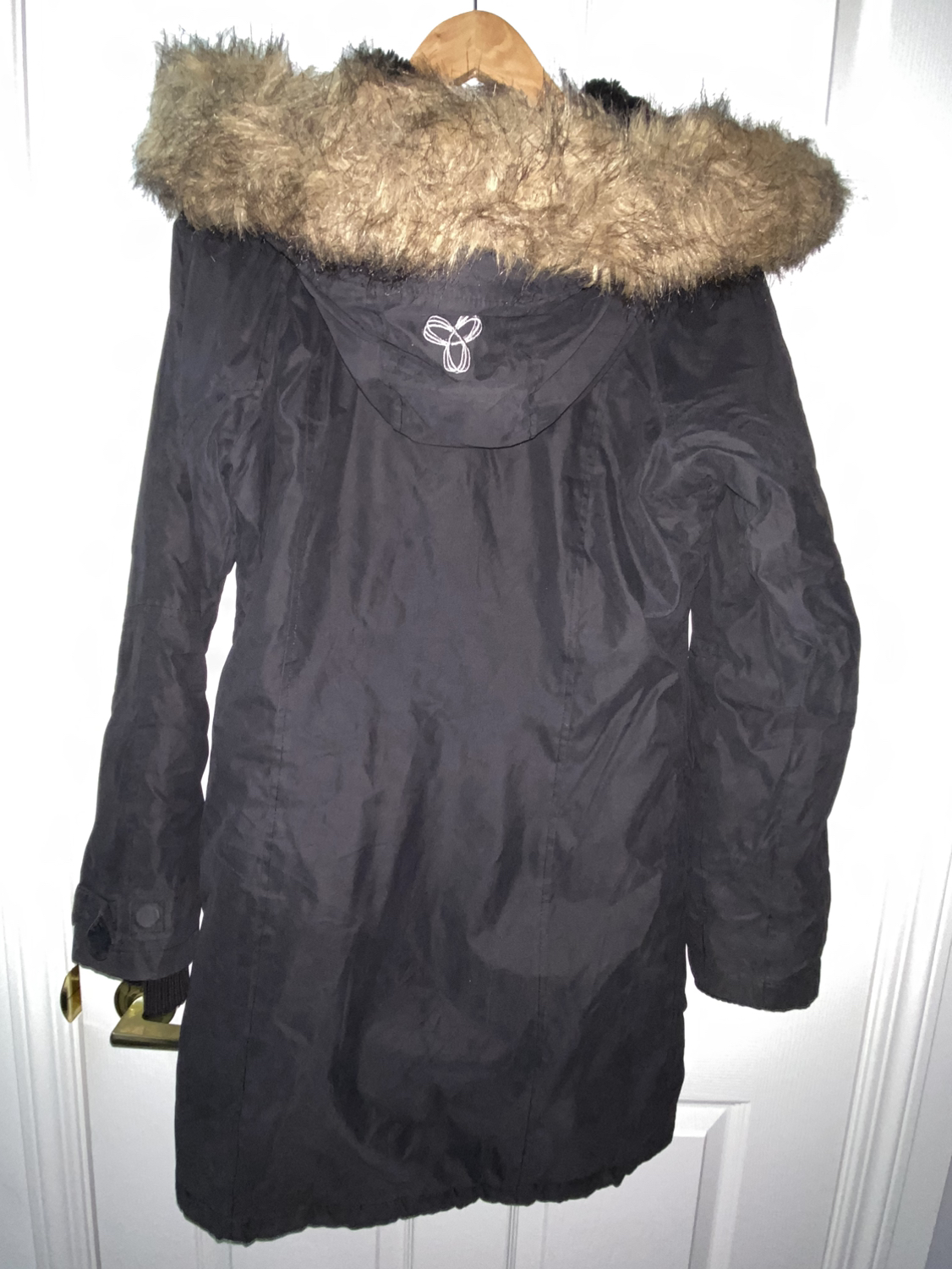 TNA Aritzia Aspen Black Winter Jacket Parka Medium image indicator(5)