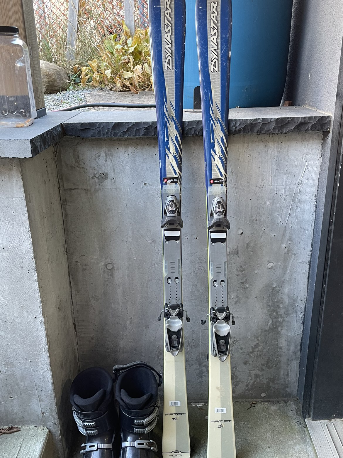 Mens Skiis & boots