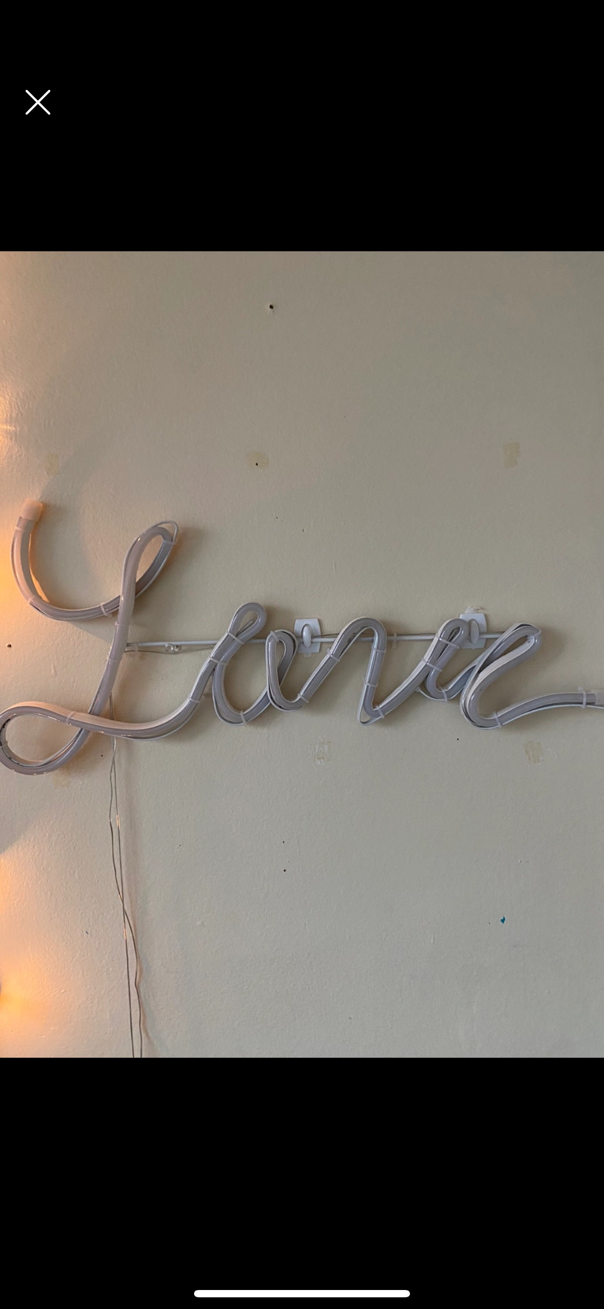 #FreeCycle pink neon “love” sign image indicator(3)