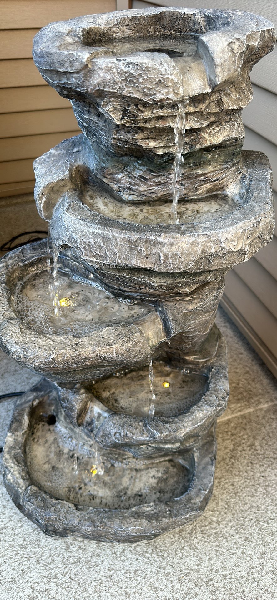 Outdoor water fountain - photo 3
