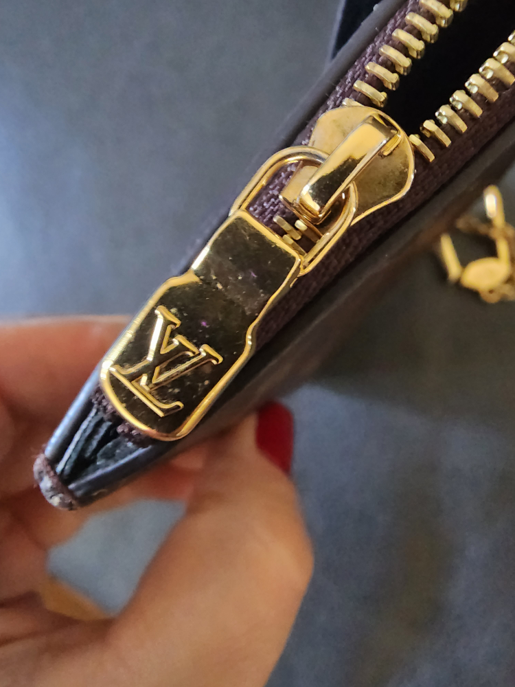 Louis Vuitton Recto Verso image indicator(5)