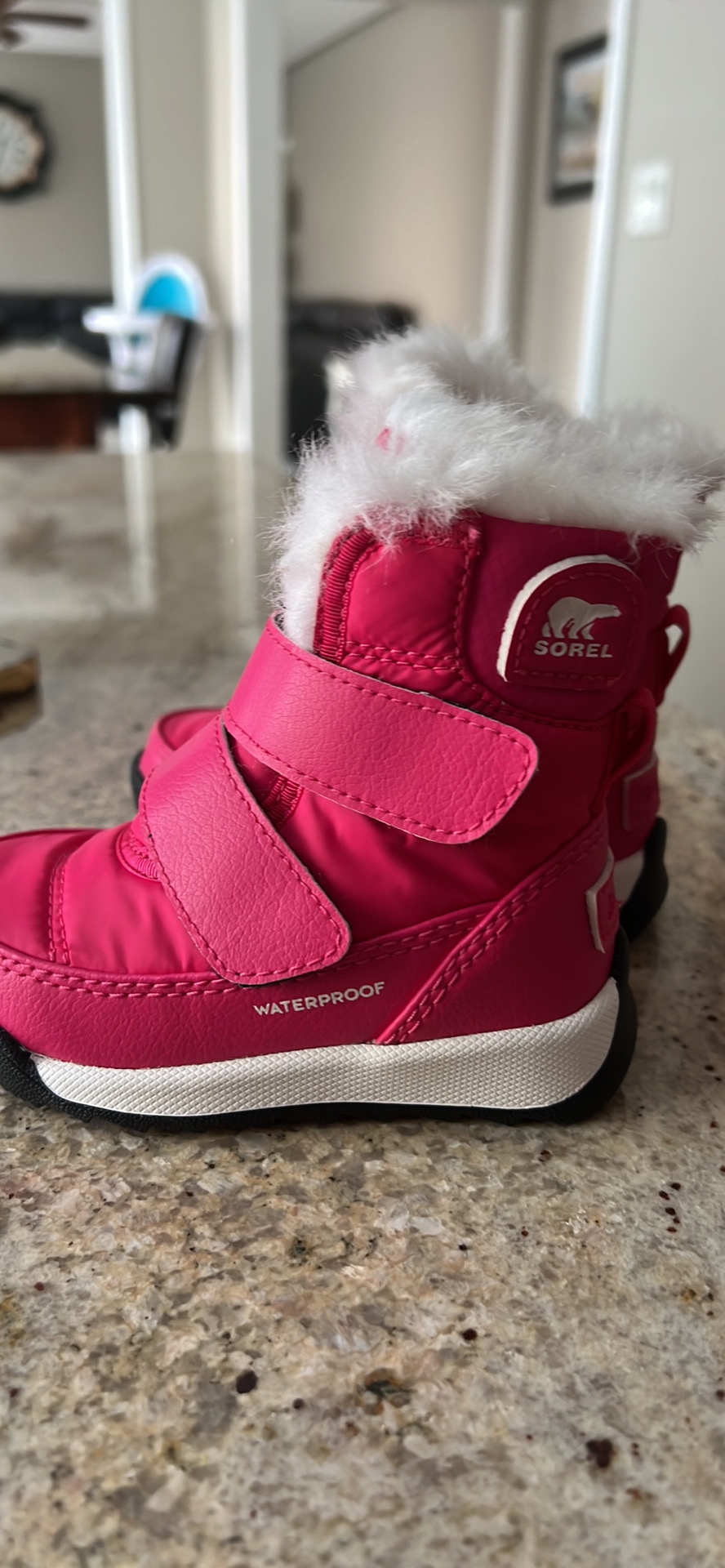 Size 5 baby girl / toddler snow boots - photo 2